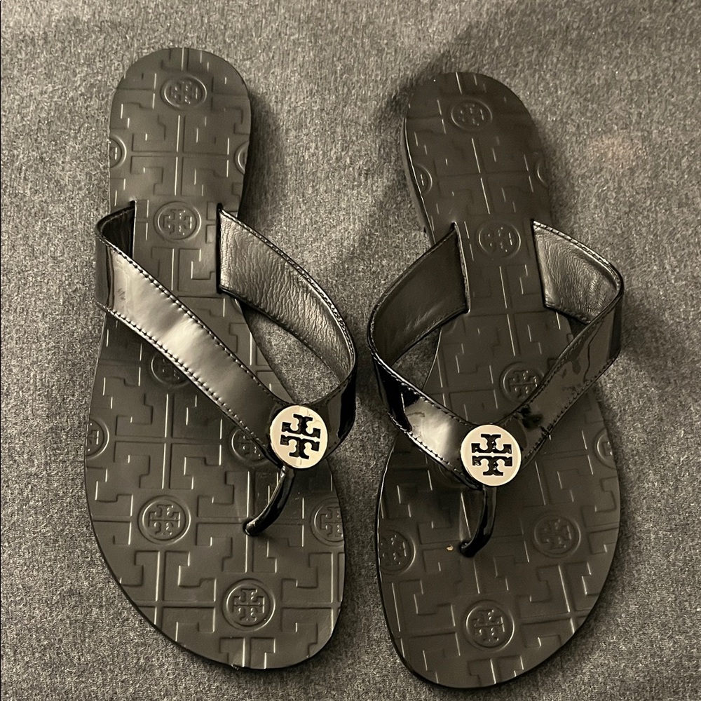 Tory Burch Black Patent Leather Logo Thong Sandals